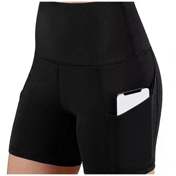 LOVESOFT • Workout Cycling Running Tights Yoga Shorts with Side Pockets - Picture 4 of 7